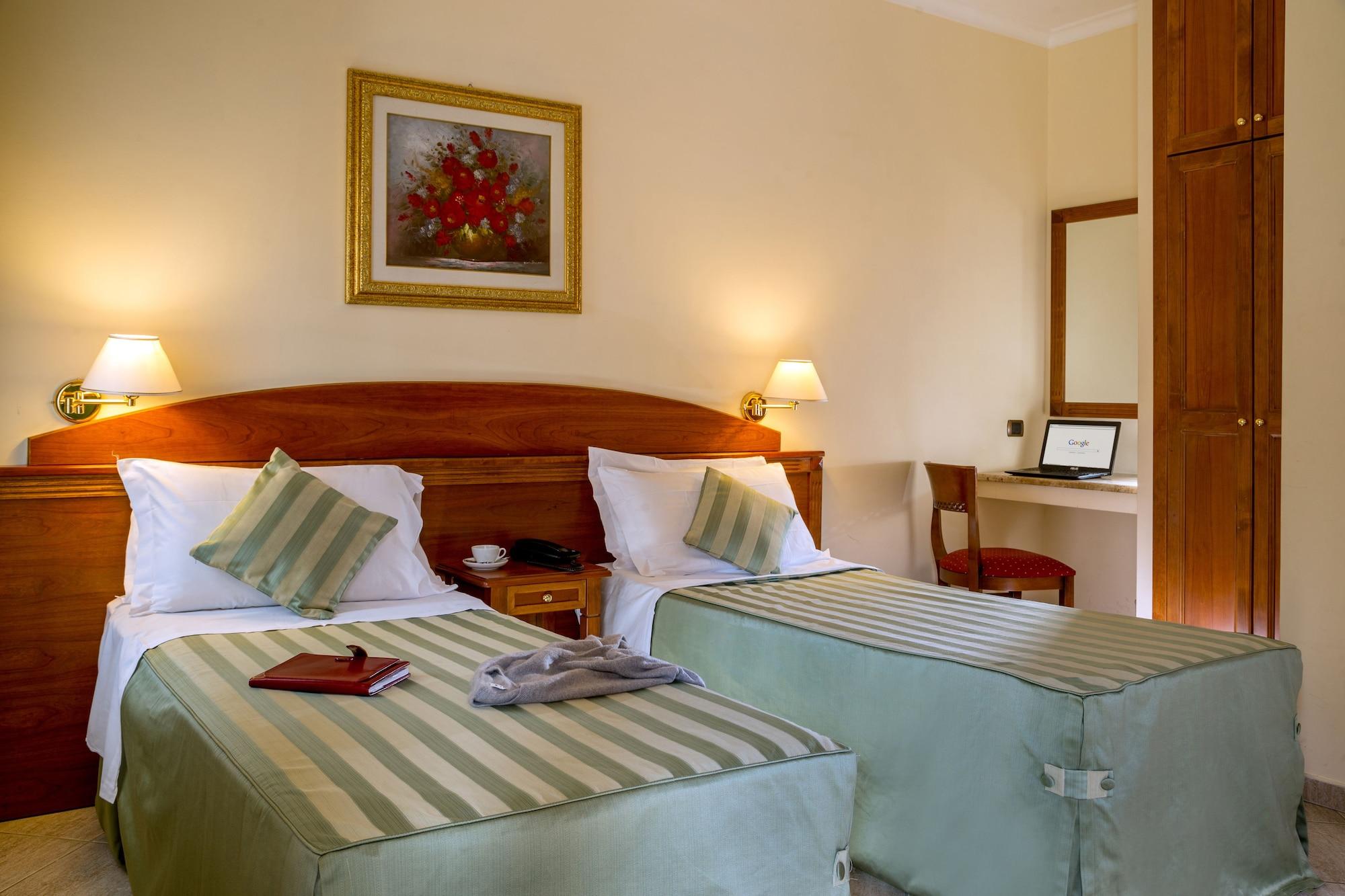 Marini Park Hotel Castel di Leva Dış mekan fotoğraf