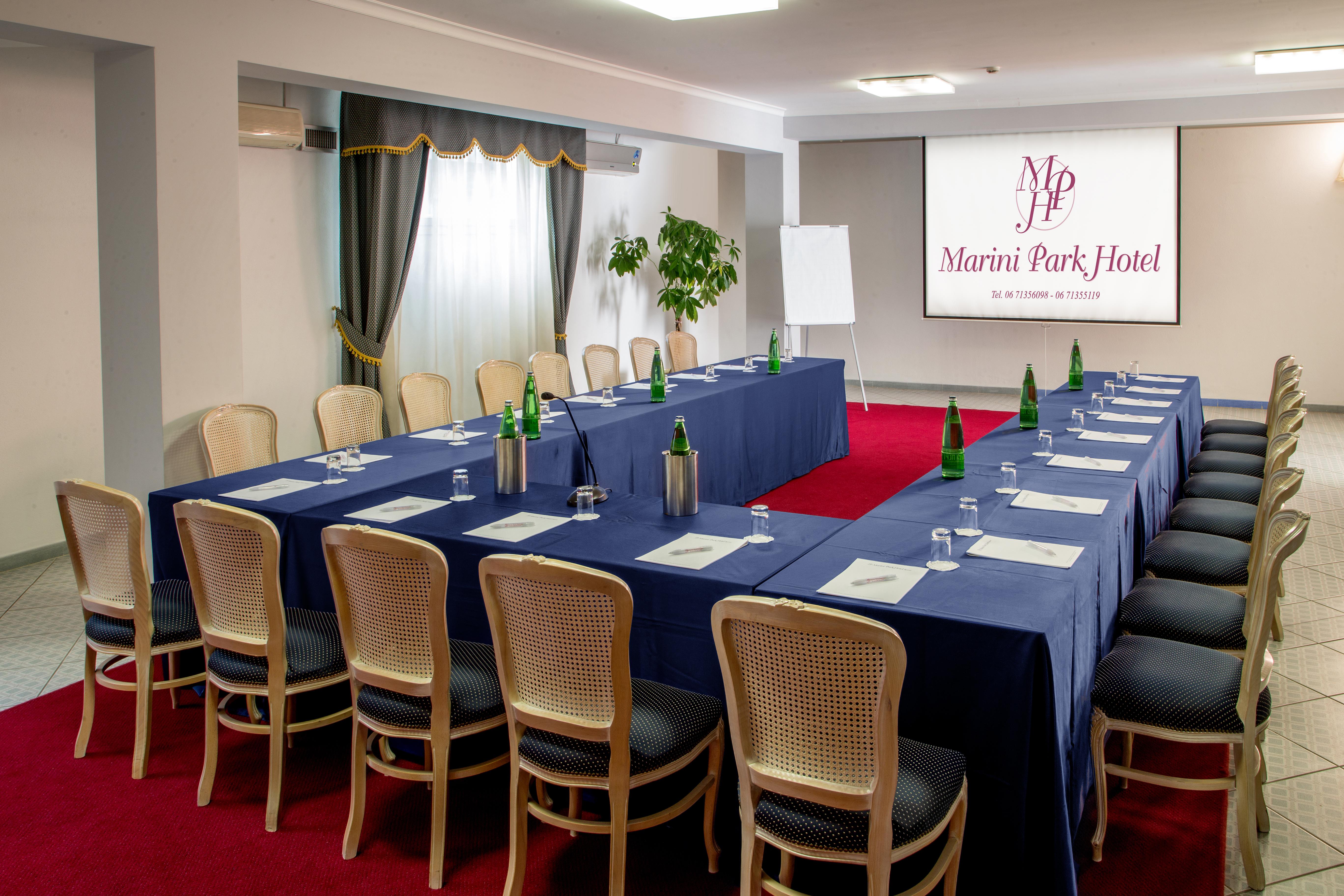 Marini Park Hotel Castel di Leva Dış mekan fotoğraf