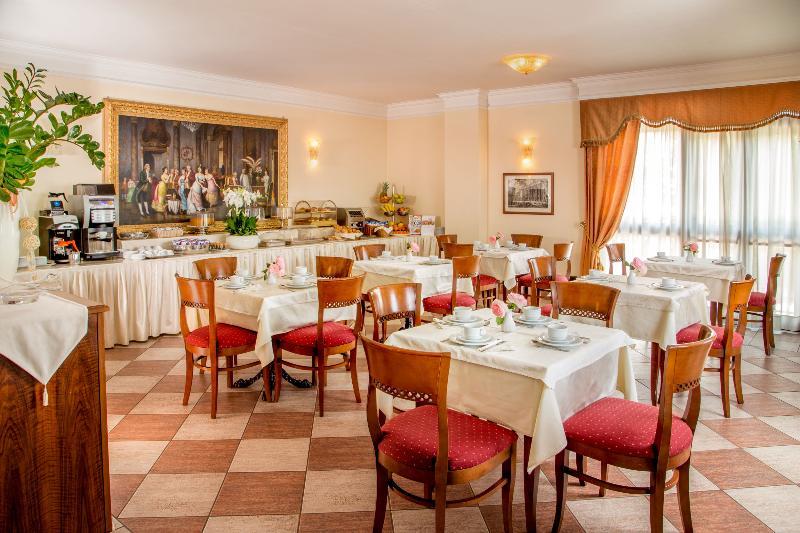 Marini Park Hotel Castel di Leva Dış mekan fotoğraf