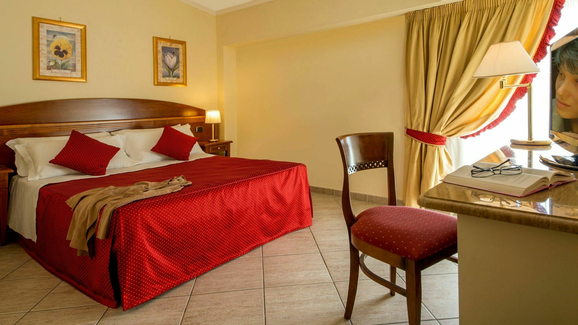 Marini Park Hotel Castel di Leva Dış mekan fotoğraf